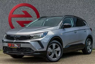 OPEL Grandland 1.6 Plugin Hybrid GS-Line / Trekhaak / Stoelverwarming / DAB / Bluethooth / Keyless Go / D.Glas