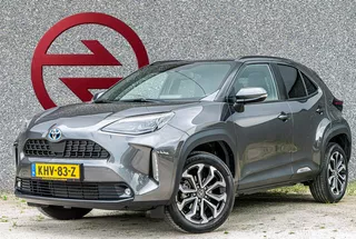 Toyota Yaris Cross 1.5 VVT-I Hybrid Business Plus / Pano / Stoelverwarming / Camera / LED / Navi
