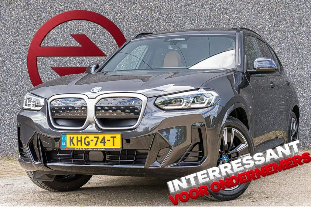 BMW Ix3 (g08) M-Sport / BTW / Pano / Trekhaak / Leder / Shadowline / Adaptive Cruise Control / Apple Carplay - Android Auto / Navigatie Pro  / Live Cockpit Pro